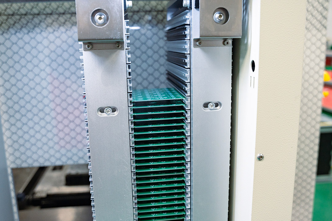 china-low-volume-pcb-assembly-manufacturer​