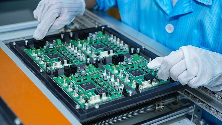 manual-through-hole-assembly