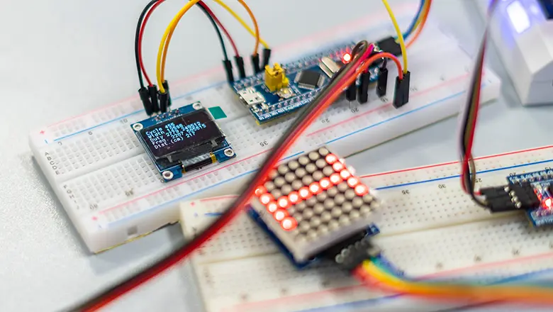 breadboard vs pcb​