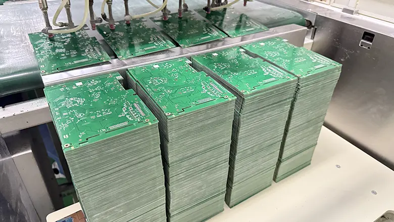 circuit-board-green​