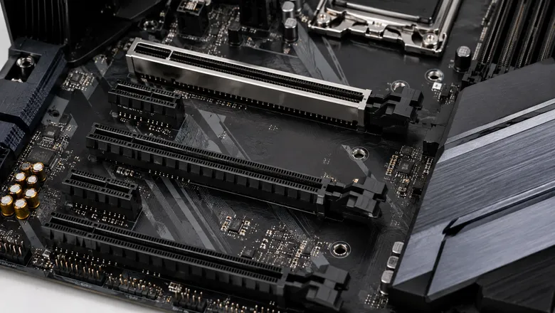 pcie-expansion-slots